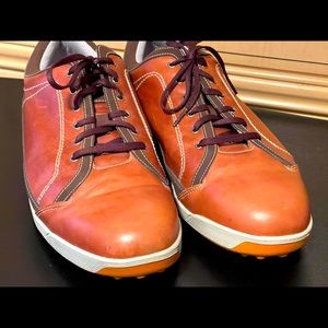 Footjoy spikeless golf shoes